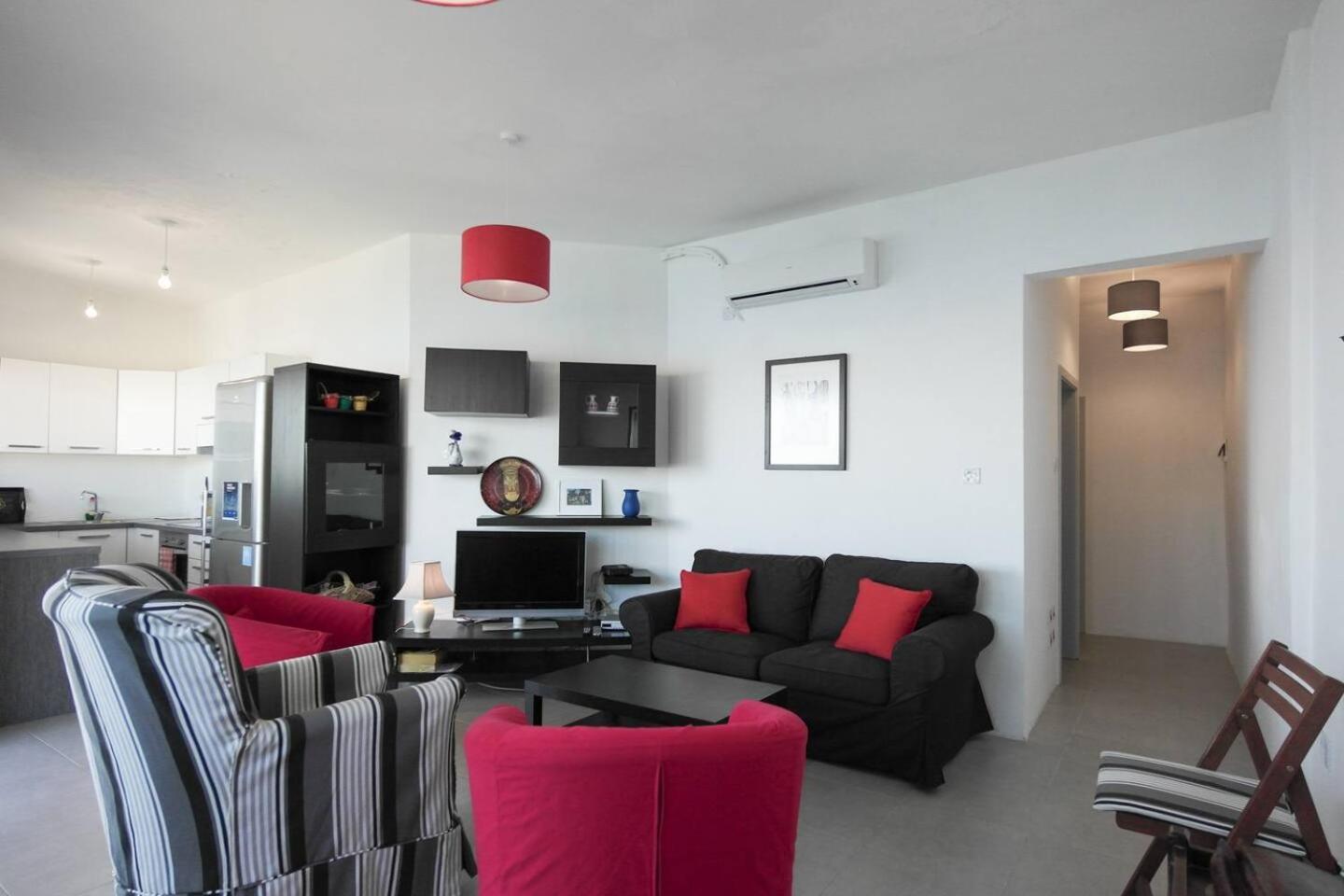 Mel 2 2Bed Seaview In Ghadira By Homely Меллиеха Экстерьер фото